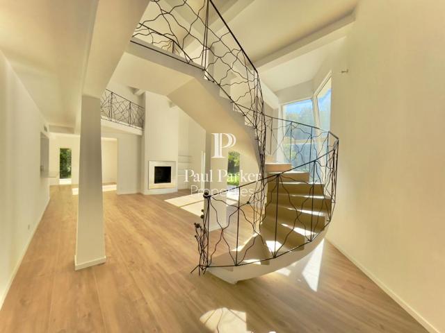 Au nord Aix En Provence Villa post moderne pour villégiature. 248m² Aix en Provence