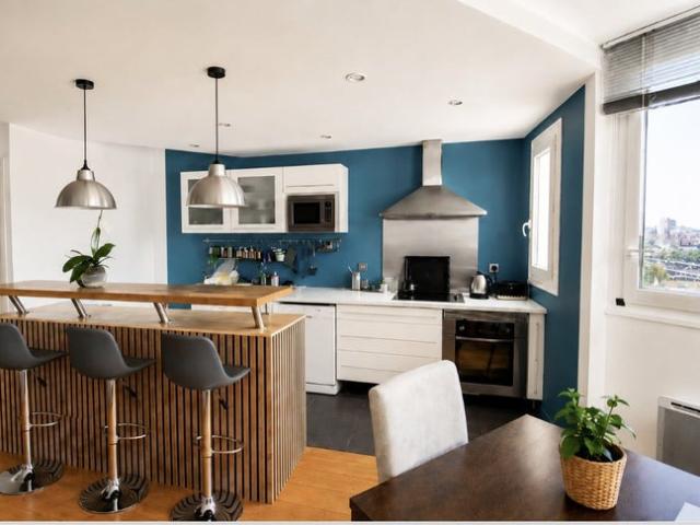 Au pied du T2 Duplex lumineux vue Seine