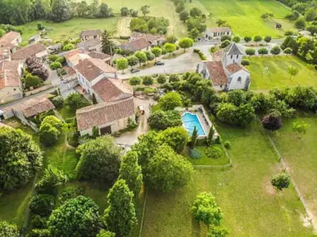Aunac sur Charente 16460 Achat / Vente maison 12 pièces t12