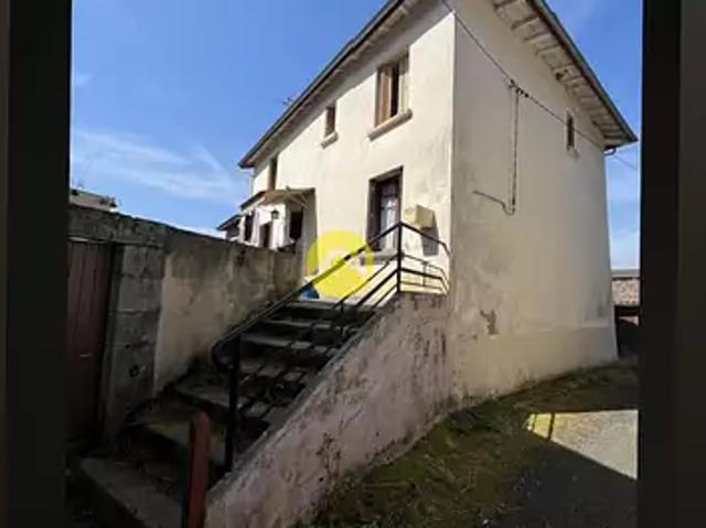Aubusson d'Auvergne 63120 Achat / Vente maison 7 pièces t7 terrasse
