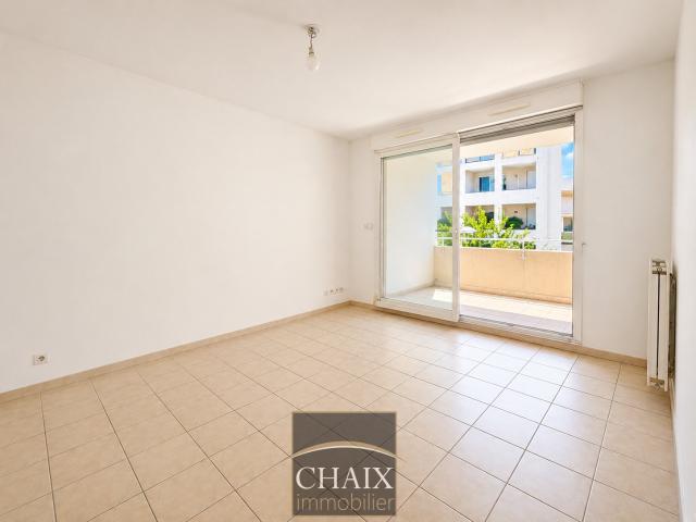 Aubagne T2 47m2 avec terrasse et Garage