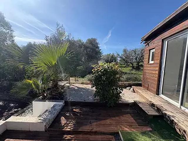 Aubagne 13400 Achat / Vente appartement 2 pièces t2 au dernier étage