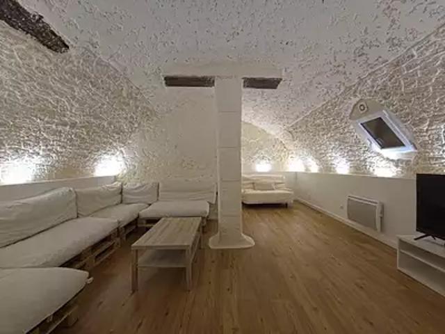 Aubagne 13400 Achat / Vente appartement 2 pièces t2