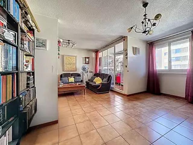 Aubagne 13400 Achat / Vente appartement 3 pièces t3 cave