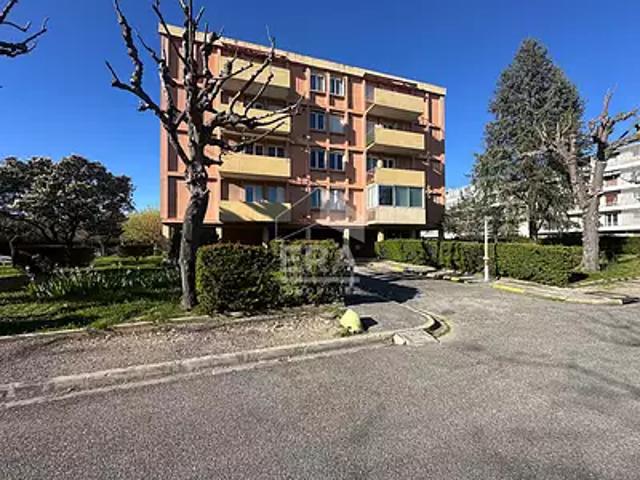 Aubagne 13400 Achat / Vente appartement 4 pièces t4 parking