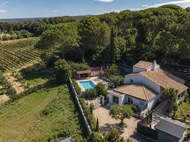 Aubais 30250 Achat / Vente maison 6 pièces t6 piscine terrasse