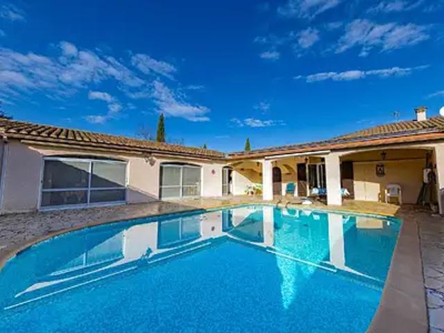 Aubais 30250 Achat / Vente maison 7 pièces t7 piscine