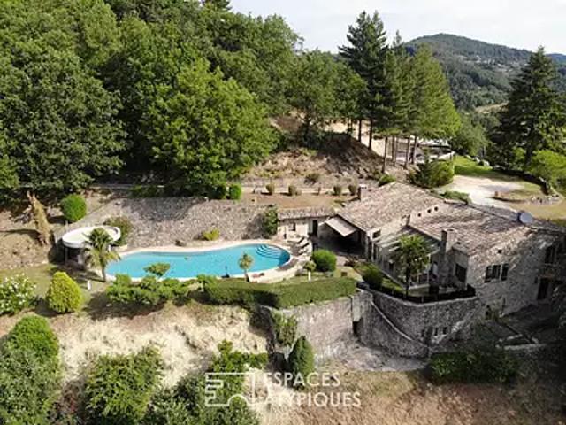 Aubenas 07200 Achat / Vente maison 8 pièces t8 au dernier étage