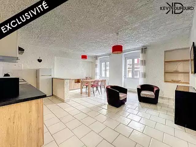 Aubenas 07200 Achat / Vente appartement 2 pièces t2 au dernier étage