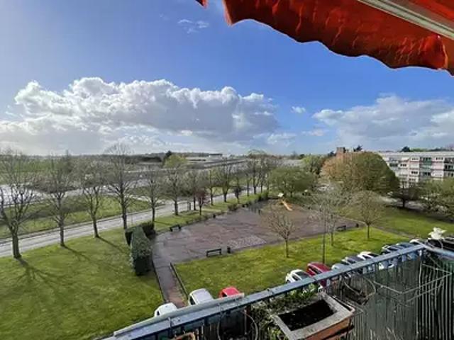 Aubergenville 78410 Achat / Vente appartement 5 pièces t5 au dernier étage