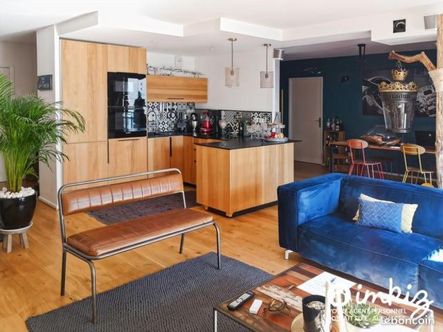 Aubervilliers 2P 64 m² avec terrasse et parking