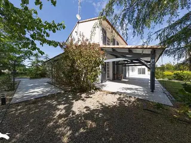 Aubigny Les Clouzeaux 85430 Achat / Vente maison 10 pièces t10 parking