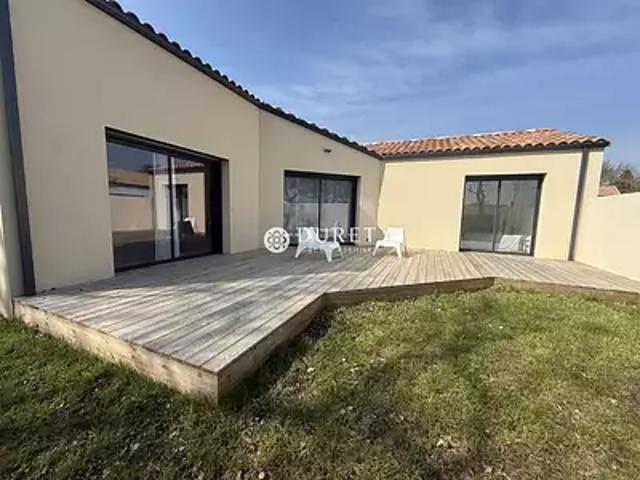 Aubigny Les Clouzeaux 85430 Achat / Vente maison 4 pièces t4 terrasse parking