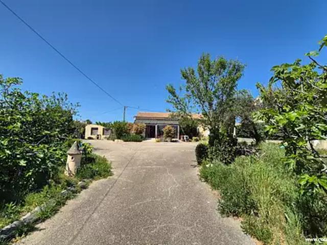 Aubignan 84810 Achat / Vente maison 4 pièces t4 au dernier étage