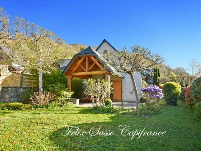 AUCUN 65, maison de charme cosy T5 avec vue panoramique exceptionnelle !