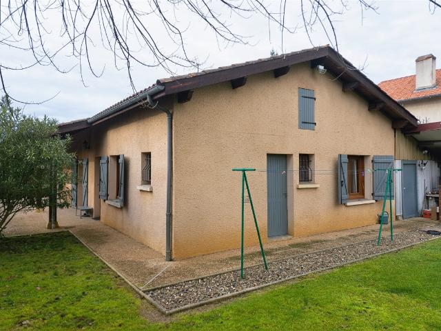 AUCH Maison avec jardin