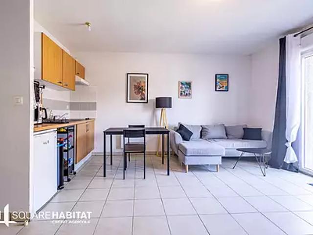 Auch 32000 Achat / Vente appartement 2 pièces t2 au dernier étage parking