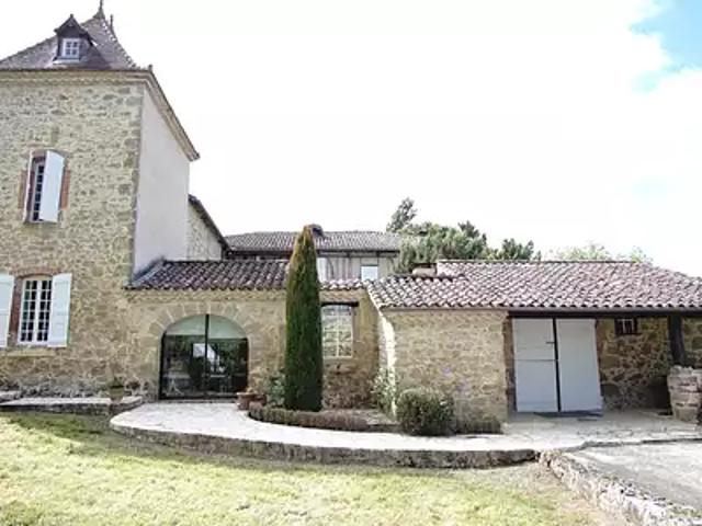 Auch 32000 Achat / Vente divers 8 pièces