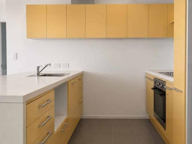 AUCKLAND CENTRAL Upper Queen Street 2 bedroom 2 bathrooms One Carpark