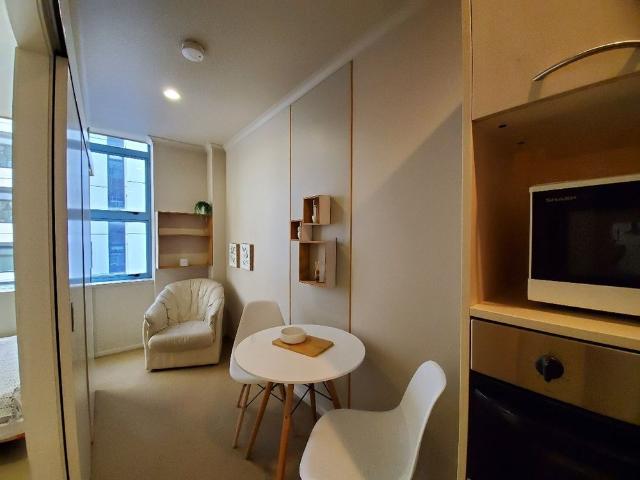Auckland City 1 bedroom Furnished apartment