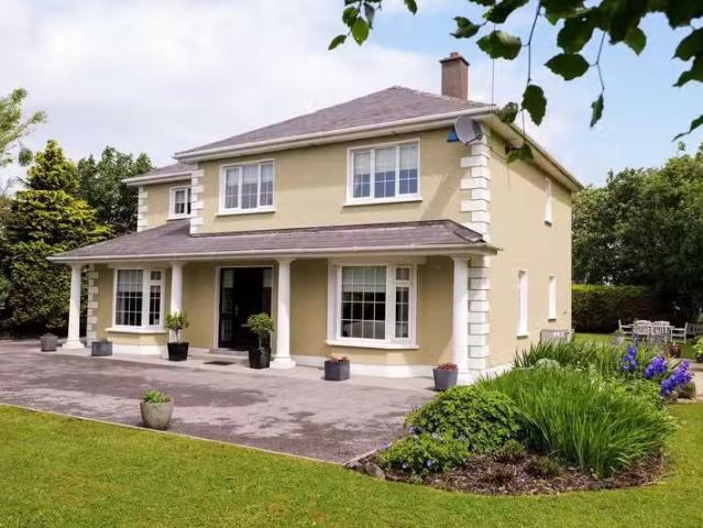 Aucloggeen, Claregalway, Co. Galway, H91E5X7 is for sale