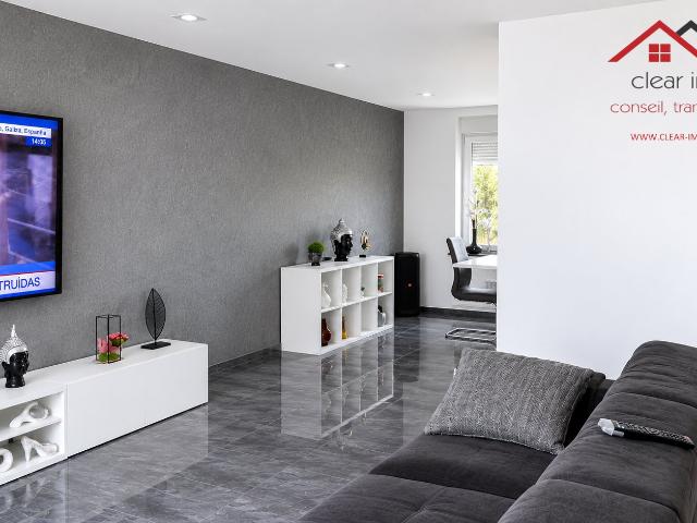 AUDUN LE TICHE Maison rénovée avec garage, terrasses et jardin 495 000 €