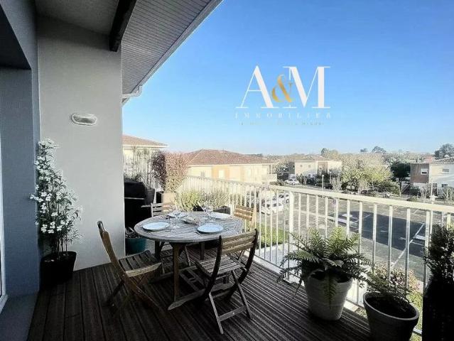 AUDENGE Magnifique T3 de 68,20 m² avec large balcon État irrép