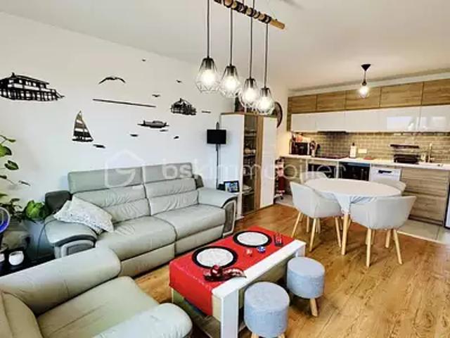 Audenge 33980 Achat / Vente appartement 3 pièces t3 au dernier étage terrasse