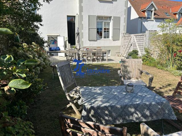 AUDRESSELLES