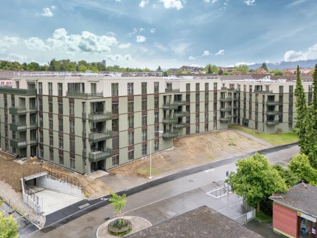 Einstellplätze und Motorradplätze in Zürich 8057 zu vermieten