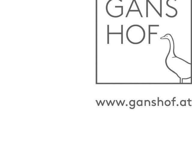 Auf höchstem Niveau moderne Dachgeschosswohnung in historischem Ambiente
