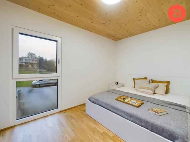 AUGARTEN* förderungswürdiges Reihenhaus mit 4 Zimmer Terrasse und Garten Holzriegelbauweise