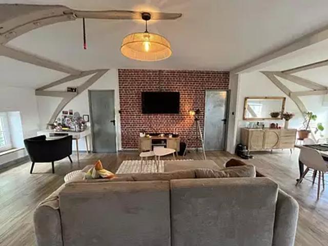 Aulnay 17470 Achat / Vente appartement 5 pièces t5 au dernier étage