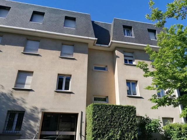 AULNAY SOUS BOIS LE PARC T2 48 M² CAVE ET PARKING