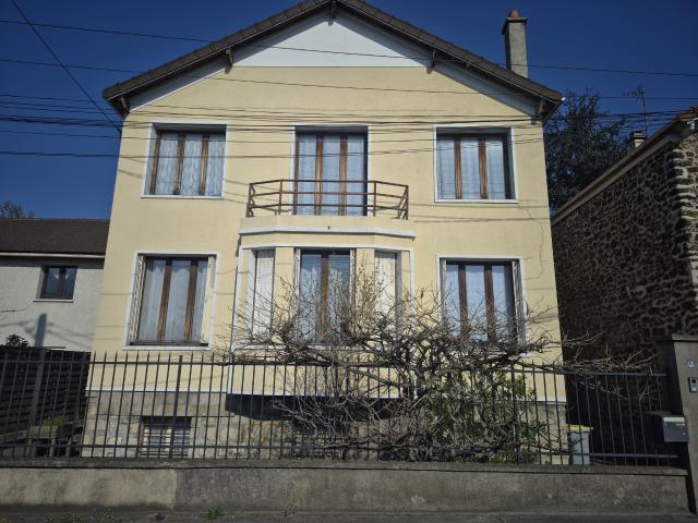 Aulnay Sous Bois PAVILLON de 6 pièces