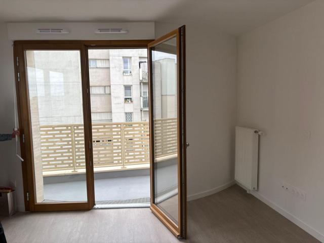 AULNAY SOUS BOIS STUDIO NEUF