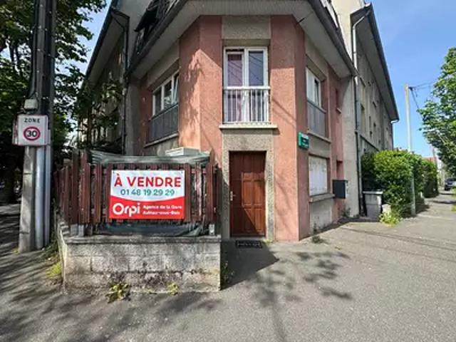 Aulnay sous Bois 93600 Achat / Vente appartement 1 pièce t1 terrasse