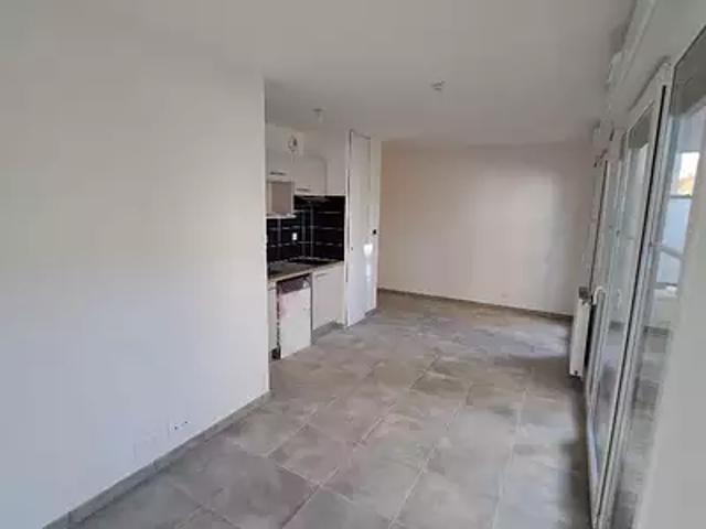Aulnay sous Bois 93600 Location appartement 2 pièces t2 terrasse