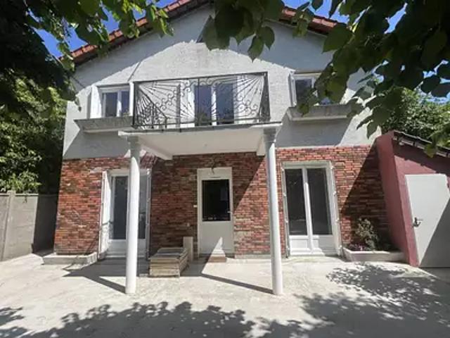 Aulnay sous Bois 93600 Location appartement 3 pièces t3 au dernier étage parking