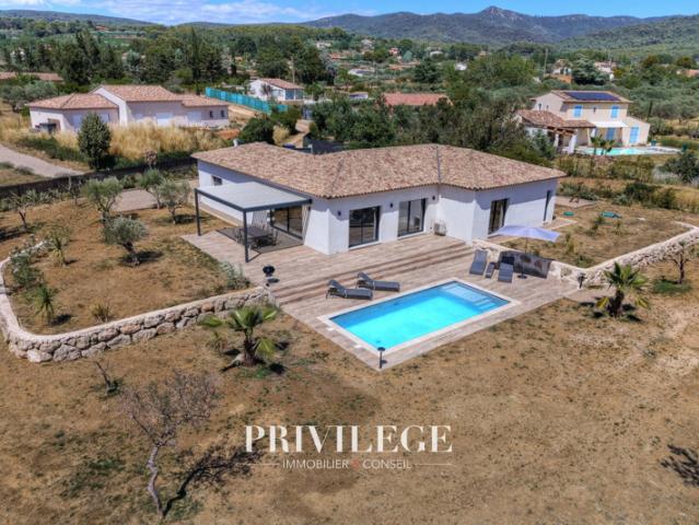 Aups Exclusivité Maison neuve avec piscine, prestations