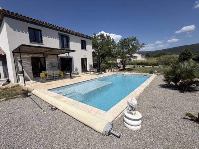 Aups: Villa de 2021 avec piscine