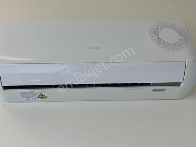 Auradan 34. Caddede Eşyalı Kiralık 1+1 Daire