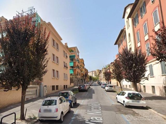 Aurelio soleggiato monolocale ammobiliato
