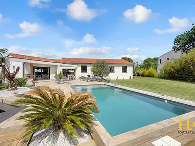 Aureville 31320 Achat / Vente maison 5 pièces t5 au dernier étage piscine