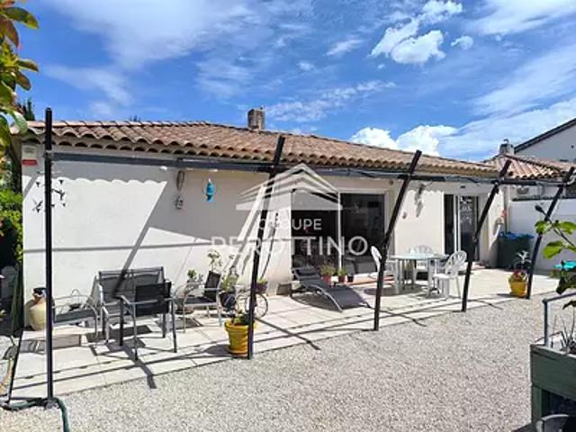 Auriol 13390 Achat / Vente maison 3 pièces t3 au dernier étage