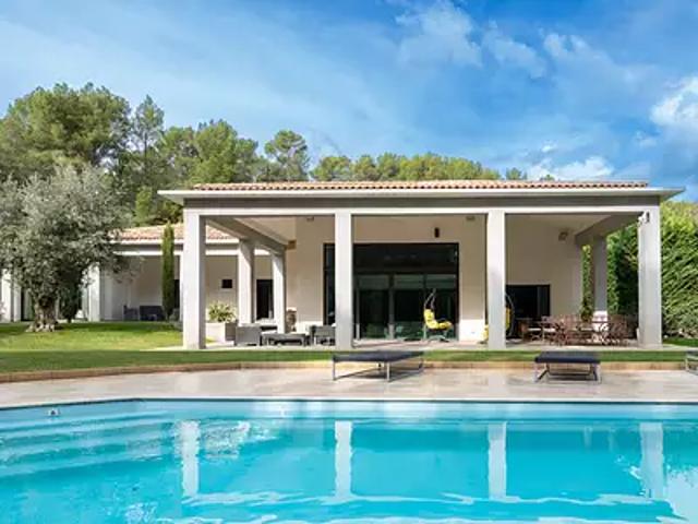 Auriol 13390 Achat / Vente maison 5 pièces t5 au dernier étage