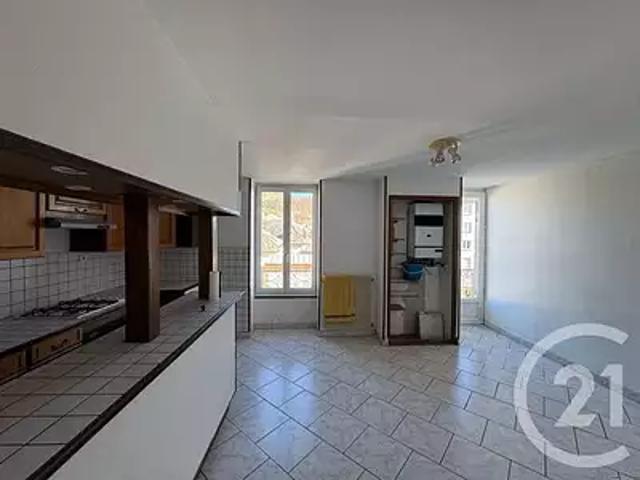 Aurillac 15000 Achat / Vente appartement 4 pièces t4