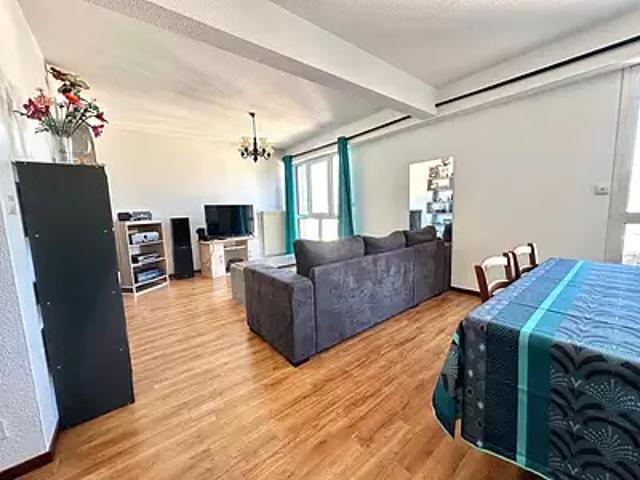 Aurillac 15000 Achat / Vente appartement 4 pièces t4 au dernier étage cave