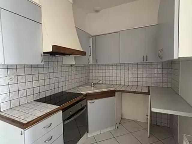 Aurillac 15000 Location maison 6 pièces t6