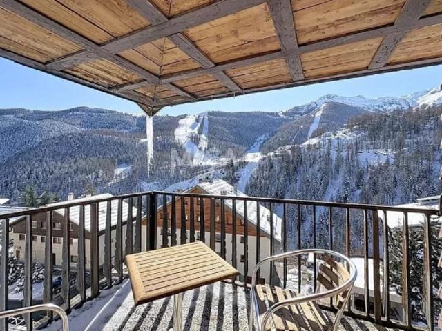 AURON APPARTEMENT 7 PIECES EN DUPLEX CENTRE STATION